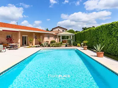 Maison, 230 m²