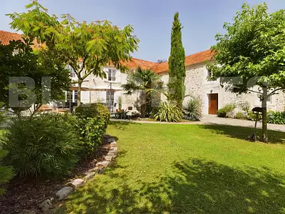 Maison, 294,45 m²