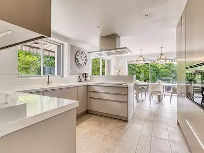 Maison, 307 m²