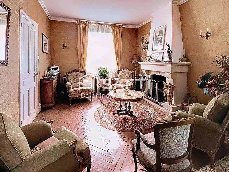 Maison, 227 m²