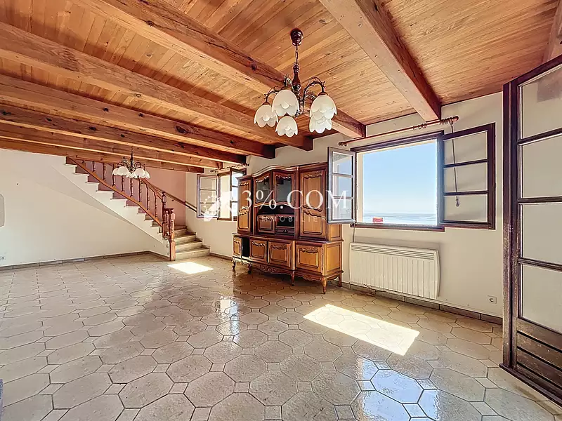 Maison, 165 m²