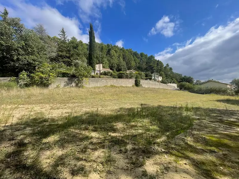 Terrain, 1 500 m²