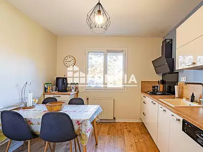 Maison, 184 m²