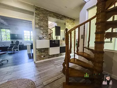 Maison, 199 m²