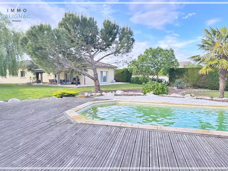 Maison, 181 m²