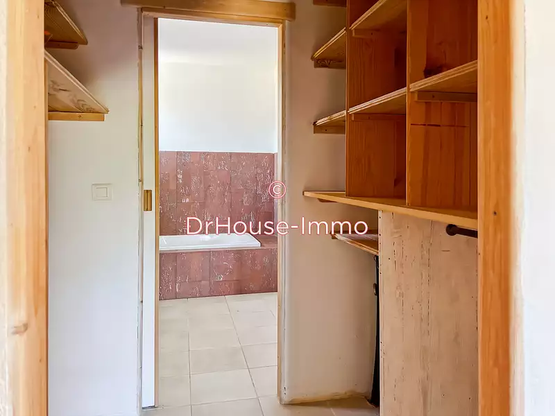 Maison, 180 m²