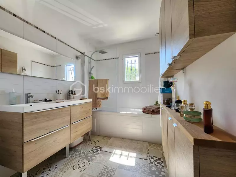 Maison, 188 m²