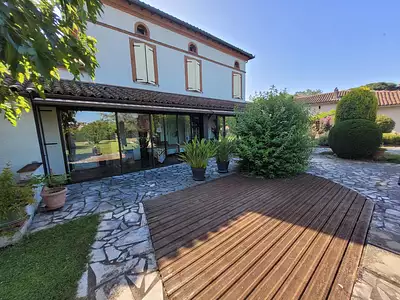 Maison, 230 m²