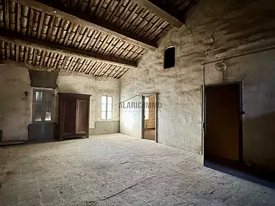 Maison, 240 m²