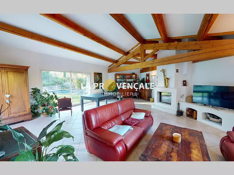 Maison, 280 m²