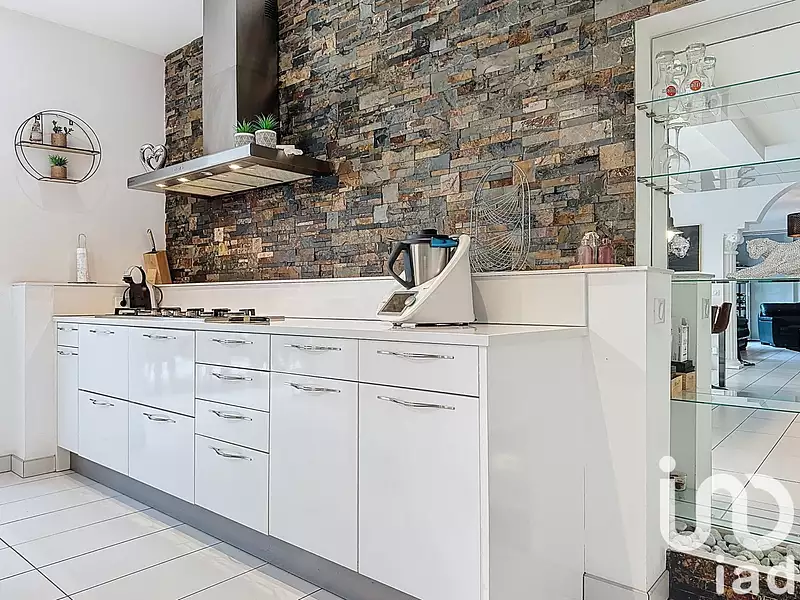 Maison, 260 m²