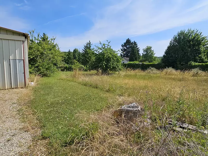 Terrain, 2 616 m²
