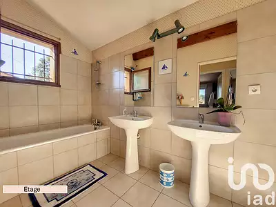 Maison, 137 m²