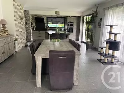Maison, 151 m²