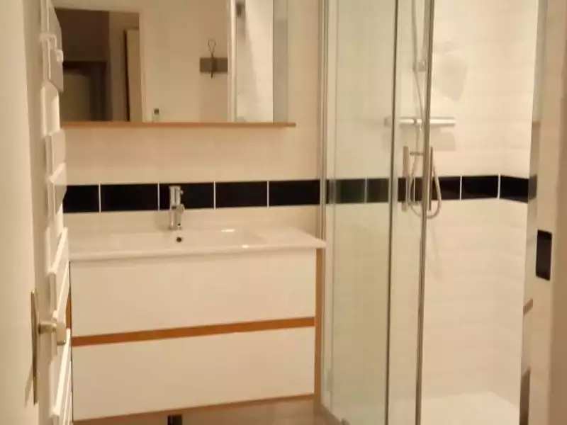 Immeuble, 200 m²