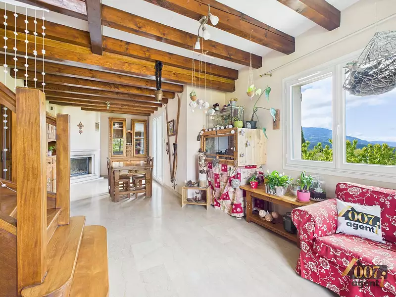 Maison, 197 m²