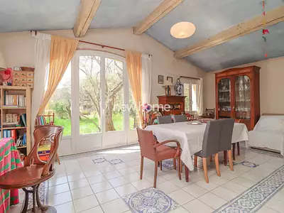 Maison, 180 m²
