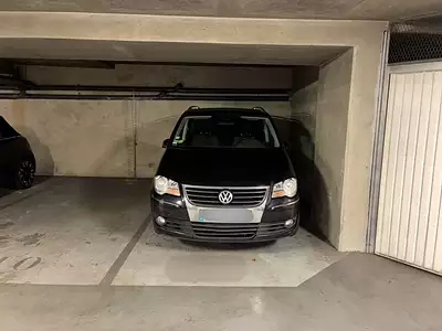 Parking, 11 m²