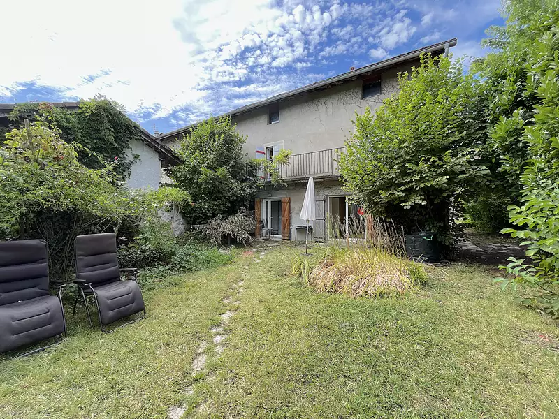 Terrain, 2 146,37 m²