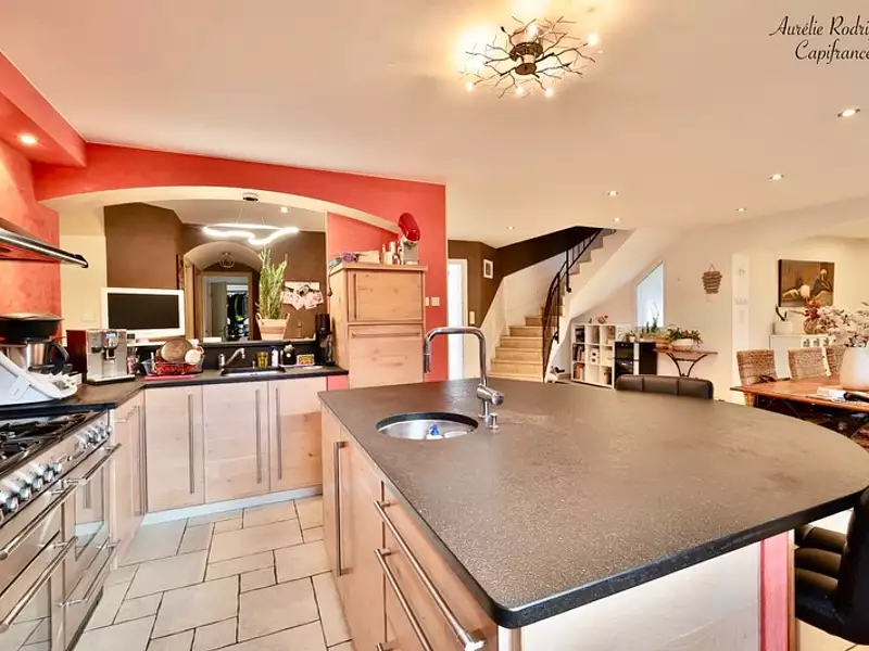 Maison, 203 m²
