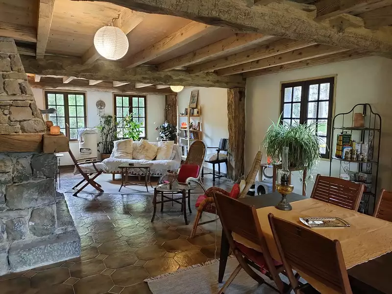 Maison, 570 m²