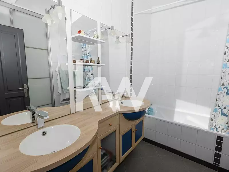 Maison, 125 m²