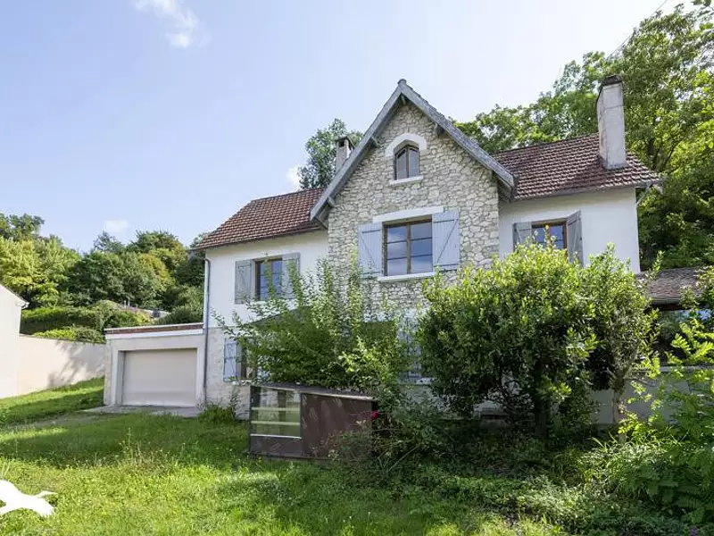 Maison, 216 m²
