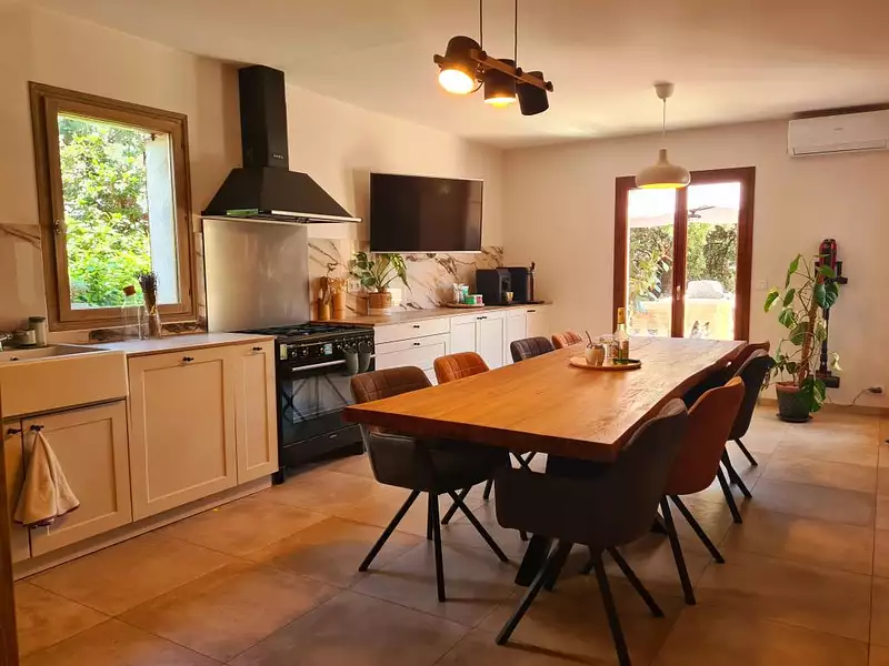 Maison, 186 m²