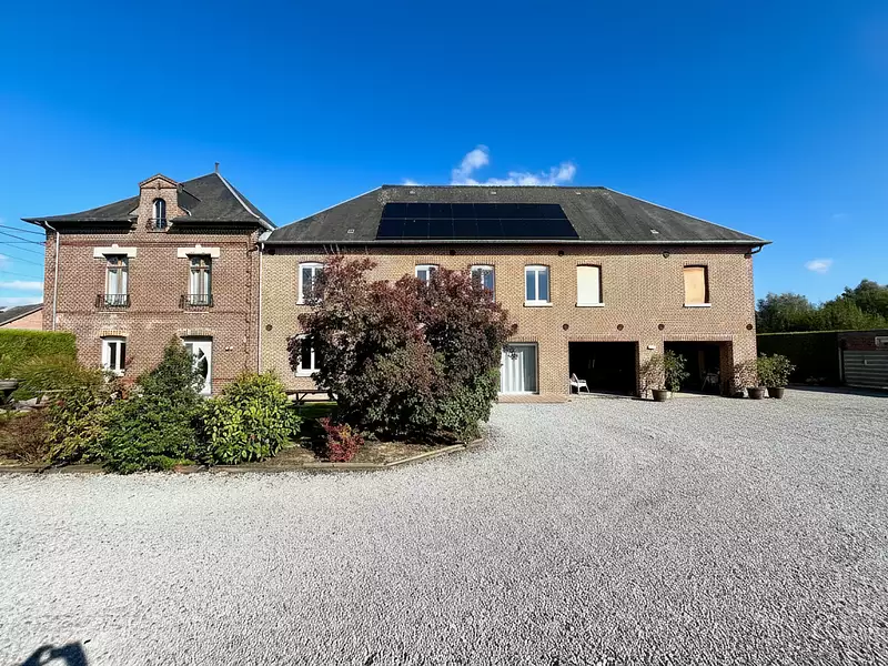 Maison, 265 m²