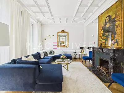 Maison, 385 m²