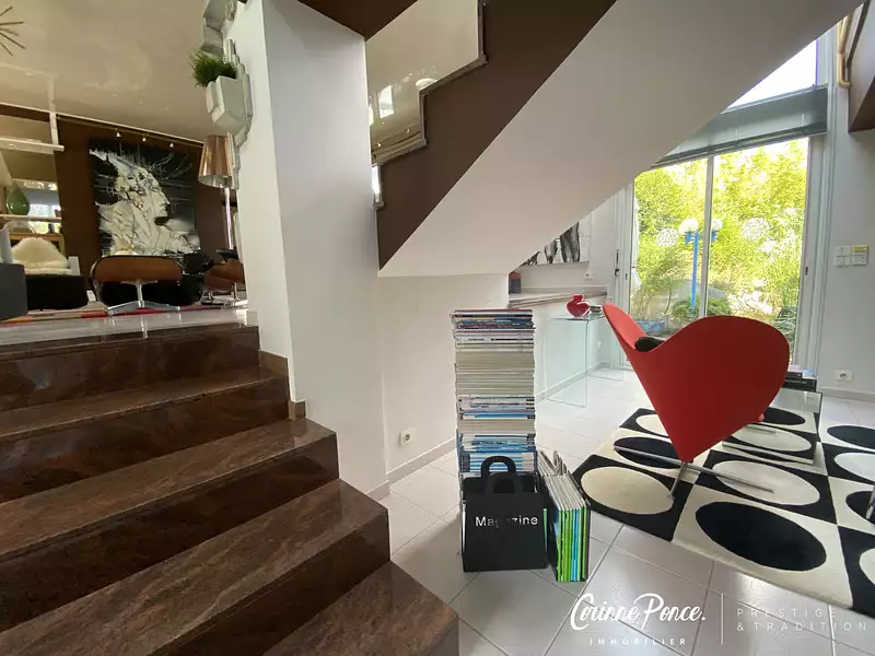 Maison, 320 m²