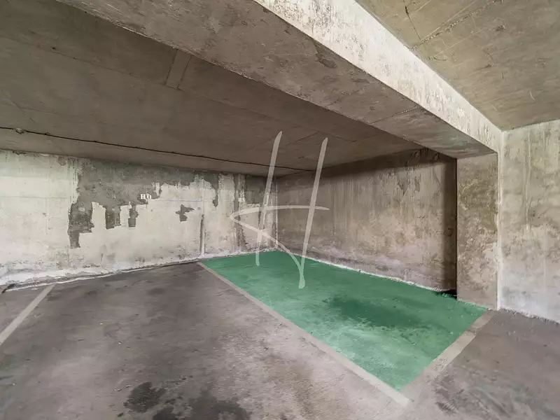Parking, 12 m²