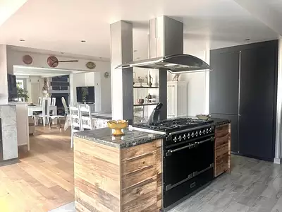Maison, 250 m²