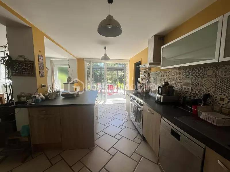 Maison, 168 m²