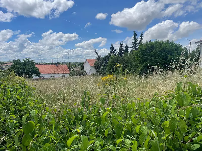 Terrain, 600 m²