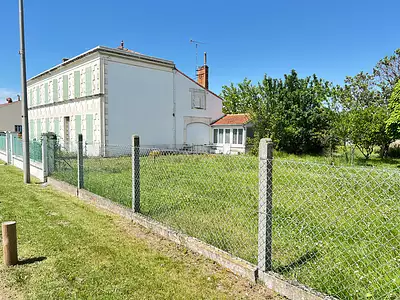 Maison, 225 m²