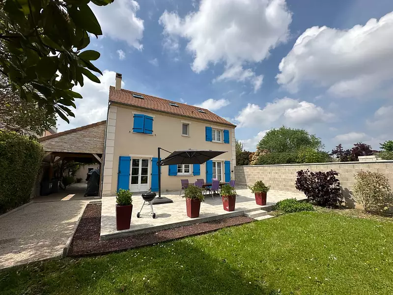 Maison, 267 m²