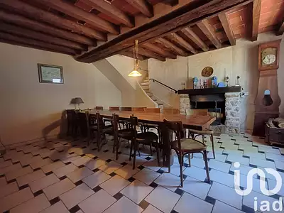 Maison, 221 m²