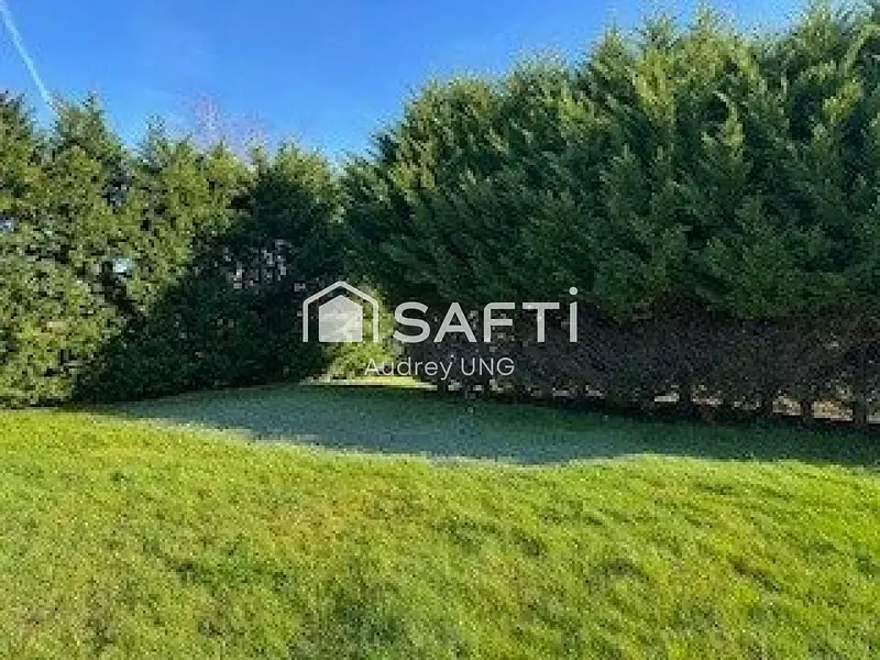 Terrain, 988 m²