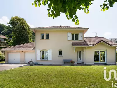 Maison, 145 m²