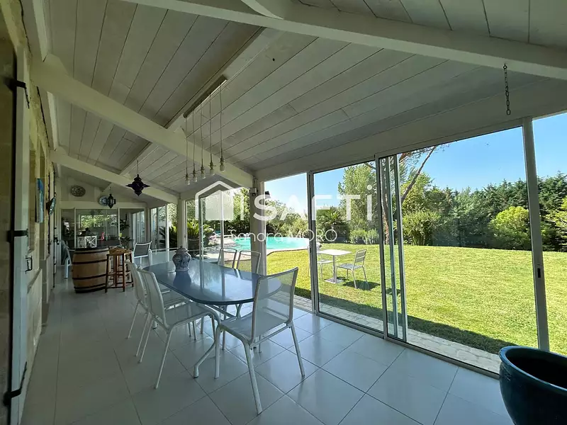 Maison, 350 m²