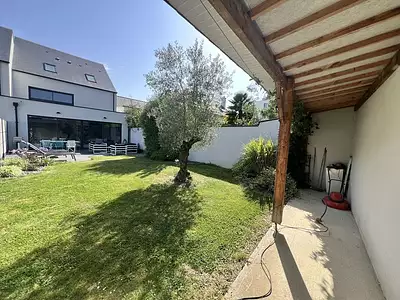 Maison, 164 m²