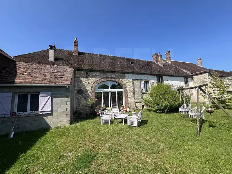 Maison, 157 m²