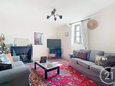 Maison, 246,8 m²