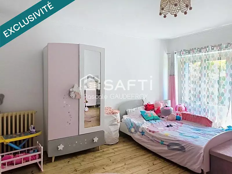 Maison, 216 m²