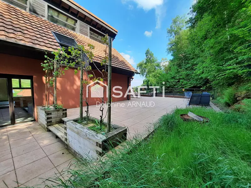 Maison, 183 m²