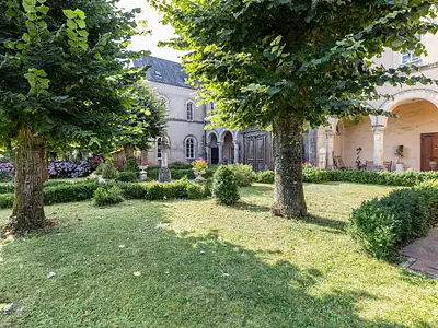 Maison, 1 219 m²