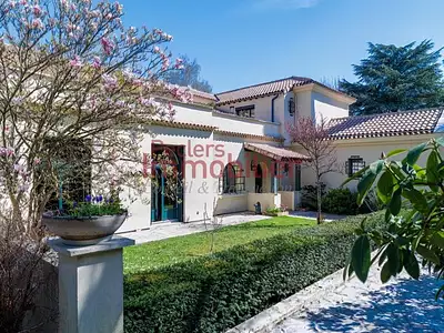 Maison, 440 m²