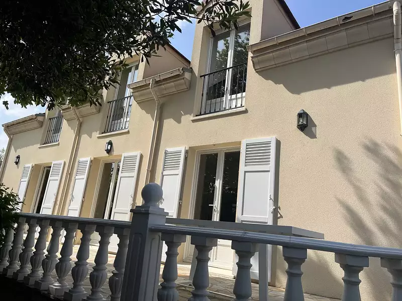 Maison, 153 m²