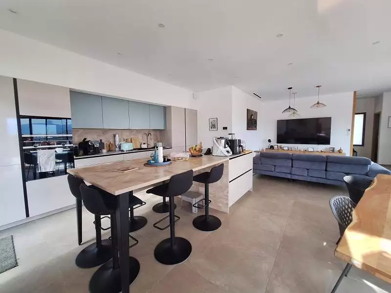 Maison, 130 m²
